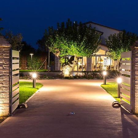Locanda Borgognina Lucrezia Εξωτερικό φωτογραφία