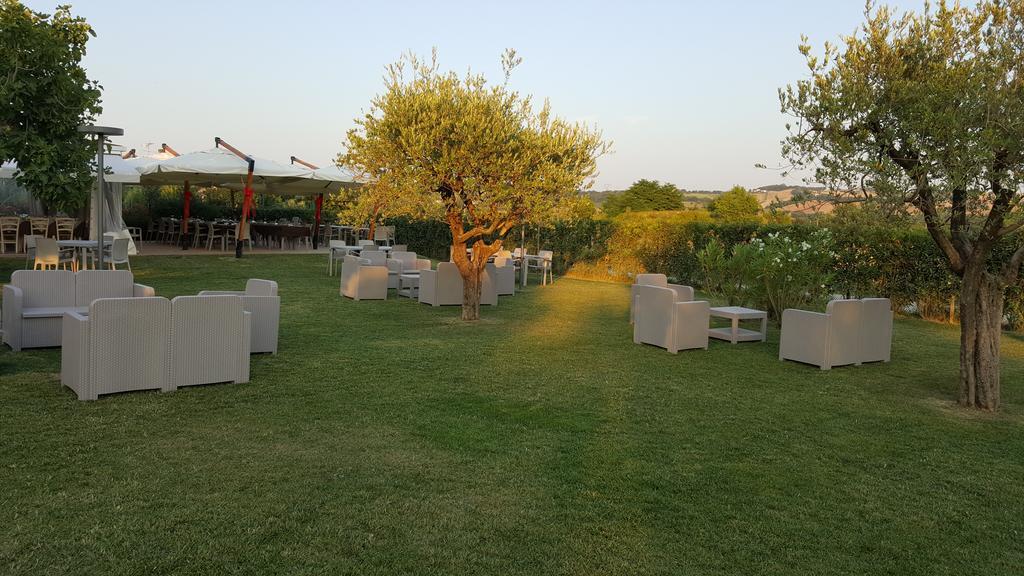 Locanda Borgognina Lucrezia Εξωτερικό φωτογραφία