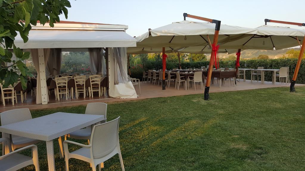 Locanda Borgognina Lucrezia Εξωτερικό φωτογραφία