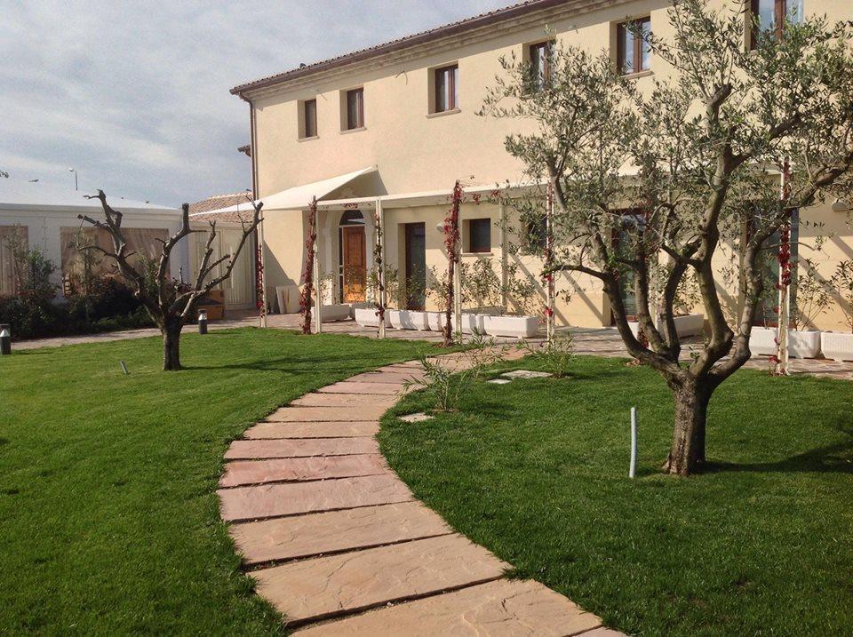 Locanda Borgognina Lucrezia Εξωτερικό φωτογραφία