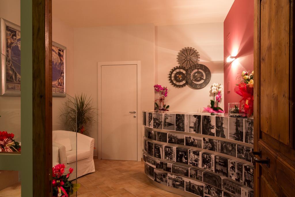 Locanda Borgognina Lucrezia Εξωτερικό φωτογραφία