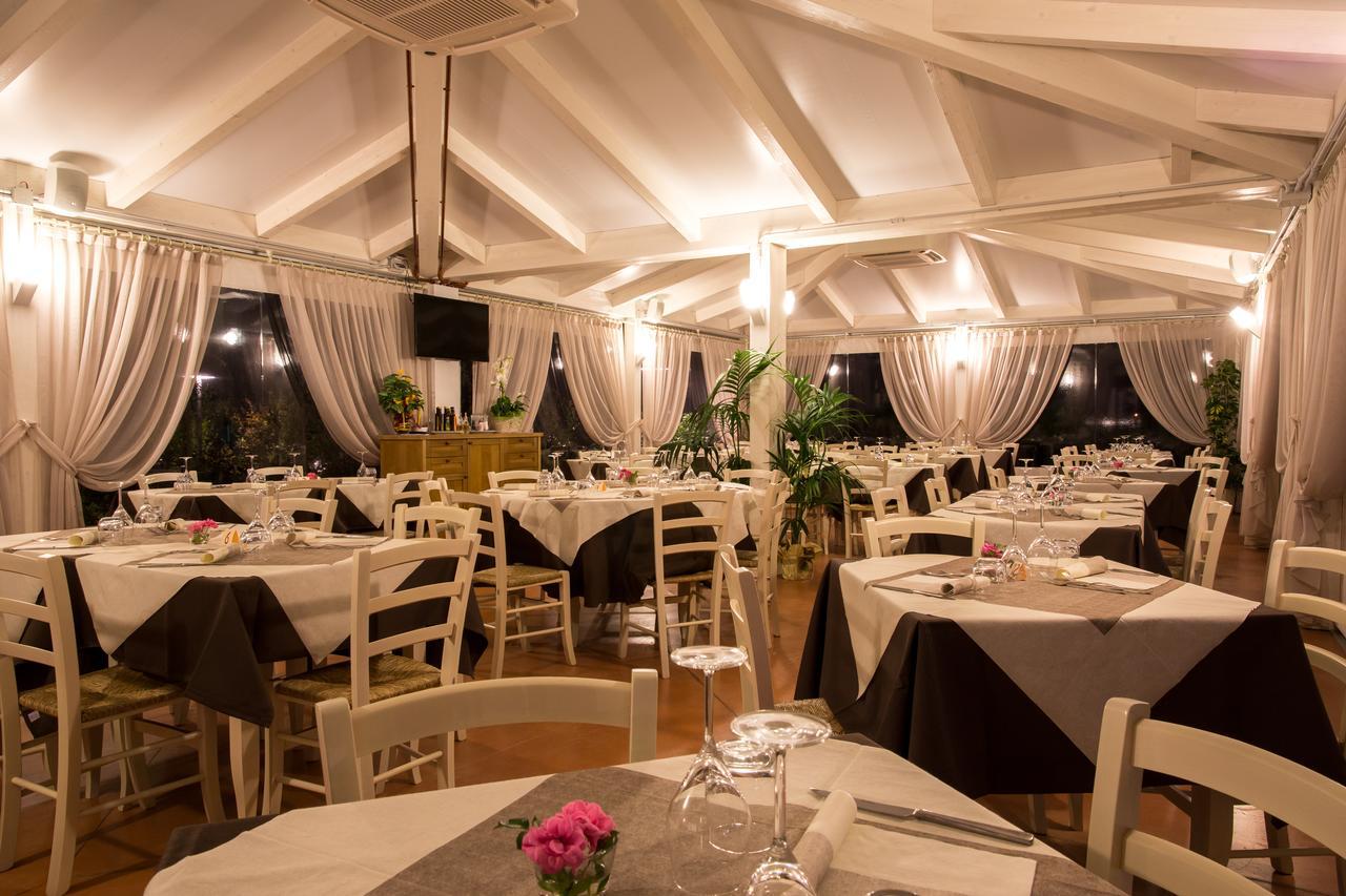 Locanda Borgognina Lucrezia Εξωτερικό φωτογραφία