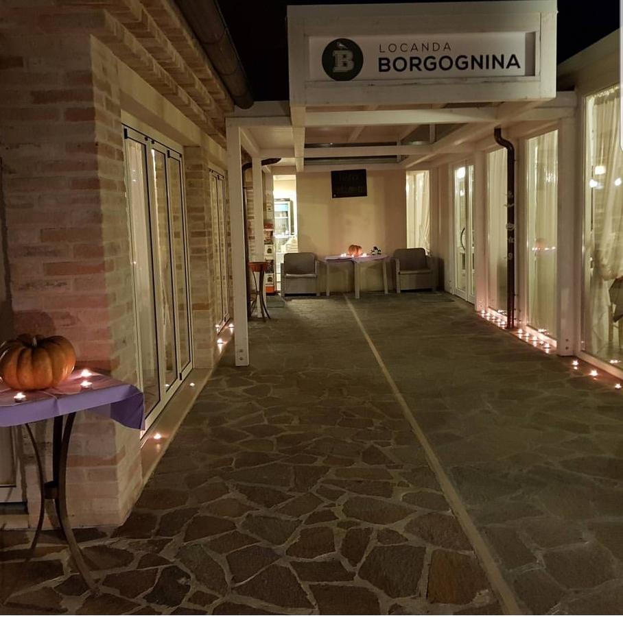 Locanda Borgognina Lucrezia Εξωτερικό φωτογραφία