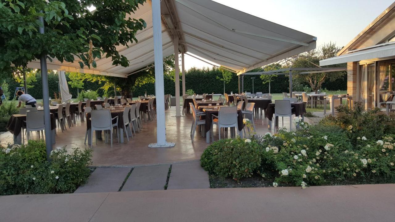 Locanda Borgognina Lucrezia Εξωτερικό φωτογραφία