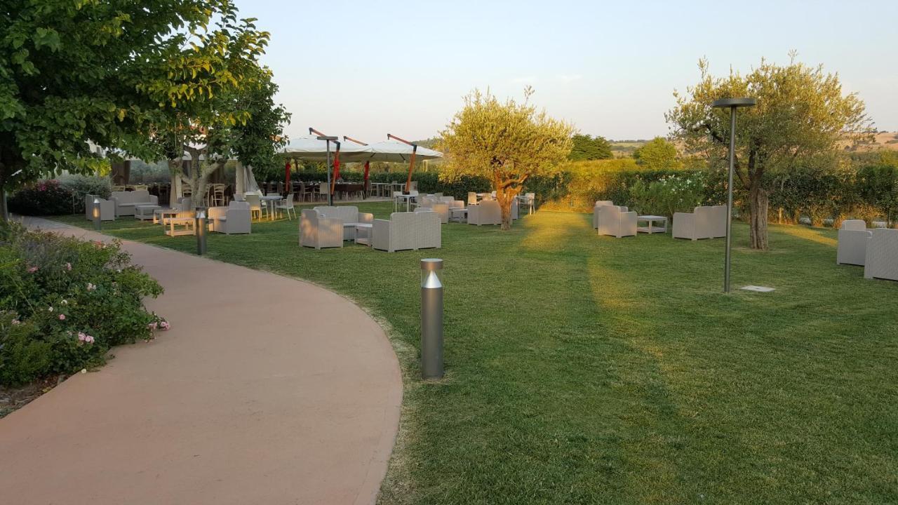Locanda Borgognina Lucrezia Εξωτερικό φωτογραφία